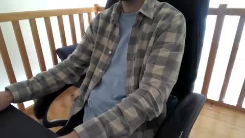 Vince online show from October 1, 2025, 9:04 am