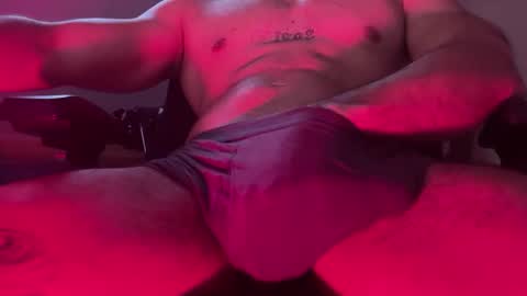Vince Bi Hot online show from December 16, 2024, 8:20 am