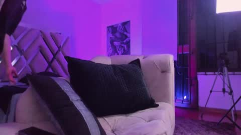 Vincent online show from November 2, 2025, 1:08 am