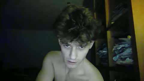 Snapshot of vincentprice69 chatting on January 22, 2025, 12:59 am vincentprice69 online show from January 22, 2025, 12:59 am