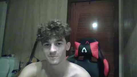 Snapshot of vincentprice69 chatting on January 24, 2025, 1:56 am vincentprice69 online show from January 24, 2025, 1:56 am