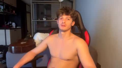 Snapshot of vincentprice69 chatting on October 28, 2025, 3:04 pm vincentprice69 online show from October 28, 2025, 3:04 pm