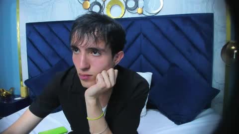 Snapshot of vinniematte chatting on February 7, 2025, 4:27 am vinniematte online show from February 7, 2025, 4:27 am