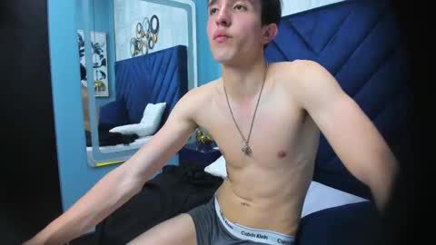 Snapshot of vinniematte chatting on February 7, 2025, 7:29 am vinniematte online show from February 7, 2025, 7:29 am