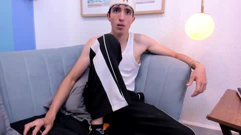 Snapshot of vinniematte chatting on February 16, 2025, 3:15 am vinniematte online show from February 16, 2025, 3:15 am