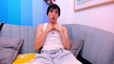 Snapshot of vinniematte chatting on February 22, 2025, 3:12 am vinniematte online show from February 22, 2025, 3:12 am