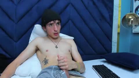 Snapshot of vinniematte chatting on February 26, 2025, 8:59 am vinniematte online show from February 26, 2025, 8:59 am