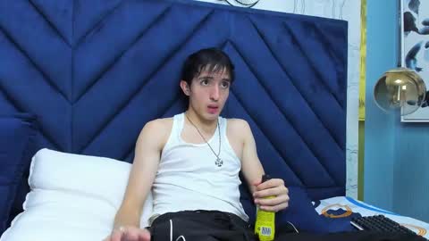 Snapshot of vinniematte chatting on February 27, 2025, 3:04 am vinniematte online show from February 27, 2025, 3:04 am