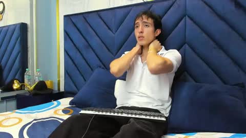 Snapshot of vinniematte chatting on March 1, 2025, 1:53 am vinniematte online show from March 1, 2025, 1:53 am