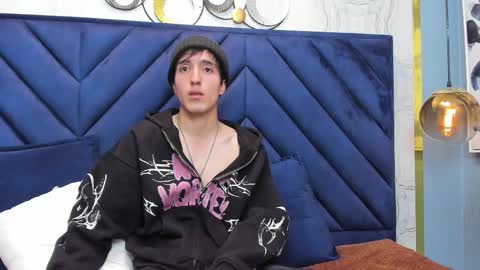 Snapshot of vinniematte chatting on March 6, 2025, 2:19 am vinniematte online show from March 6, 2025, 2:19 am