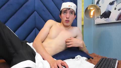 Snapshot of vinniematte chatting on March 7, 2025, 9:07 am vinniematte online show from March 7, 2025, 9:07 am