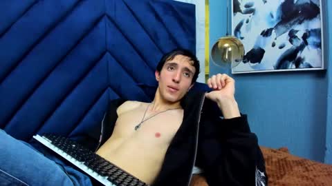 Snapshot of vinniematte chatting on March 9, 2025, 6:06 am vinniematte online show from March 9, 2025, 6:06 am