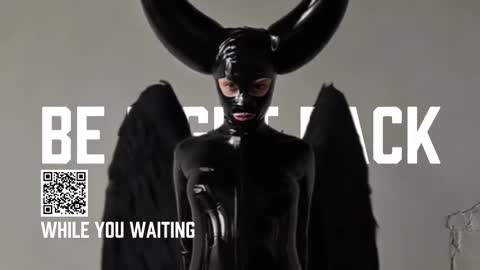 Diva Silvia online show from October 24, 2025, 5:20 pm