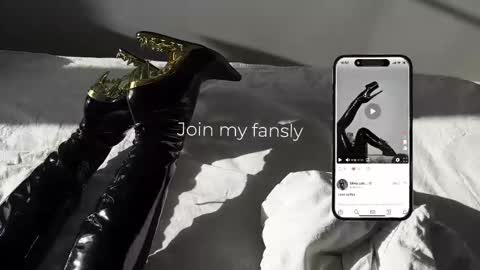 Diva Silvia online show from January 9, 2026, 6:42 pm