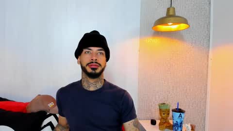 ---Vinzen--- online show from February 12, 2026, 5:02 am