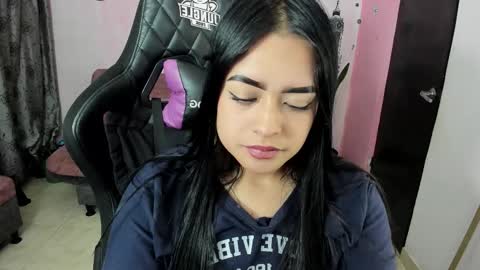 Daniela online show from October 26, 2025, 3:34 am