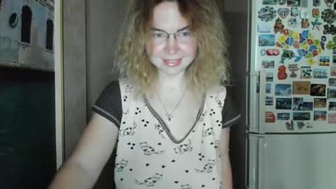 Snapshot of viodetta chatting on December 3, 2025, 10:46 am viodetta online show from December 3, 2025, 10:46 am