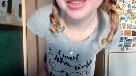 Snapshot of viodetta chatting on February 10, 2026, 1:59 pm viodetta online show from February 10, 2026, 1:59 pm