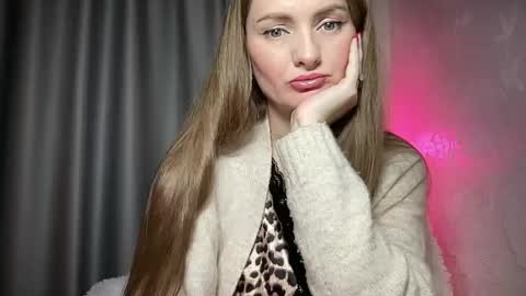 Funny  girl online show from November 14, 2025, 10:14 am