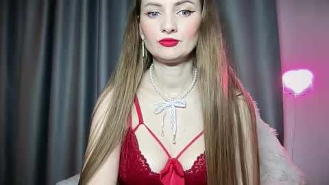 Funny  girl online show from December 21, 2025, 8:38 pm