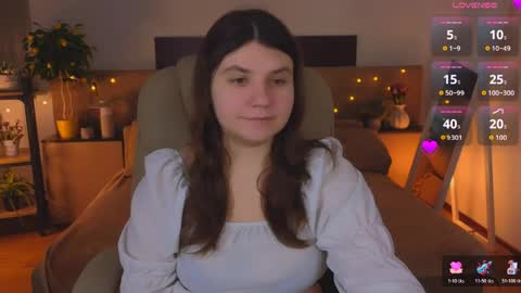 Viola online show from April 3, 2026, 8:18 pm