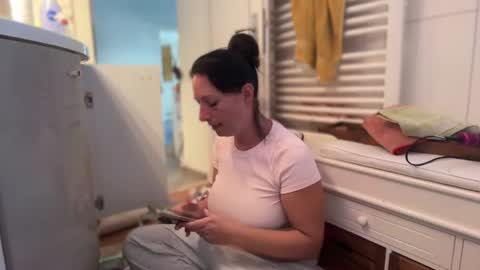Snapshot of viola_beck chatting on July 19, 2026, 4:44 pm Vio online show from July 19, 2026, 4:44 pm