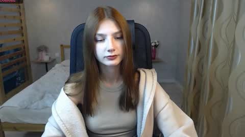 violaberry__ online show from September 12, 2025, 1:38 am