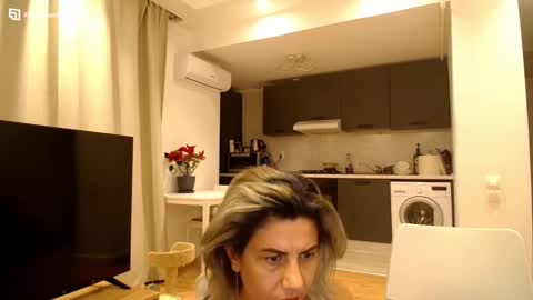 viola online show from December 5, 2024, 6:11 pm