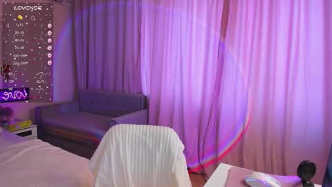 violarivera online show from February 24, 2026, 8:01 am