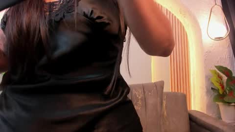 Snapshot of violeet_scottt chatting on February 28, 2026, 10:27 am Violette online show from February 28, 2026, 10:27 am