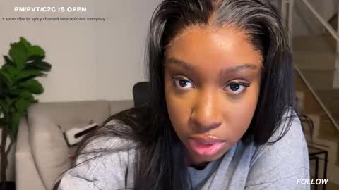 Snapshot of violet6xft chatting on February 20, 2026, 6:26 am Fantasy Black Girl online show from February 20, 2026, 6:26 am