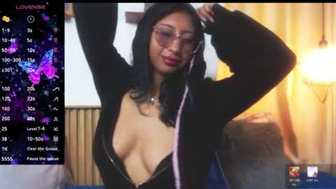 Snapshot of violet_2003 chatting on July 16, 2026, 4:46 pm V I O L E T online show from July 16, 2026, 4:46 pm