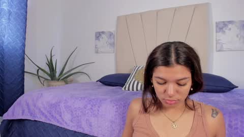 Violet online show from February 7, 2025, 12:39 pm