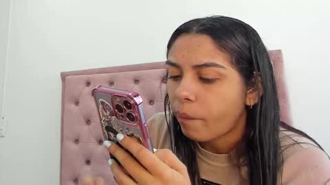 Violet and Myers online show from September 15, 2025, 3:12 pm