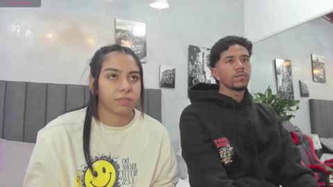 Violet and Myers online show from September 22, 2025, 11:56 am