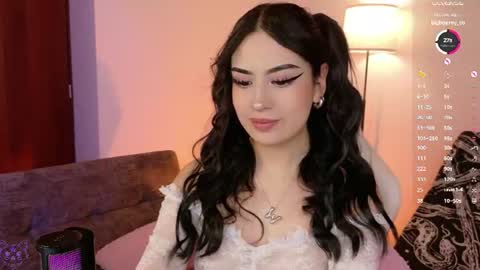 Violeta  online show from July 17, 2026, 6:13 pm