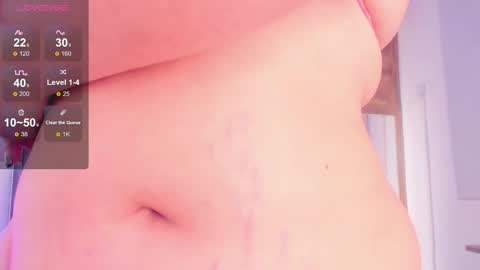 violet_milleer online show from November 15, 2025, 7:10 pm