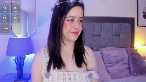 Snapshot of violet_nova1 chatting on May 7, 2026, 11:37 am Violet Nova online show from May 7, 2026, 11:37 am