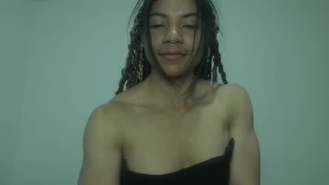 Violet online show from December 11, 2024, 3:56 am