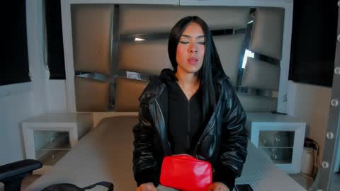 violeta__jade online show from September 25, 2025, 4:05 am