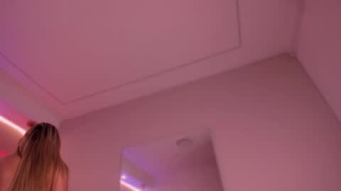 Violeta  online show from September 28, 2025, 10:20 am