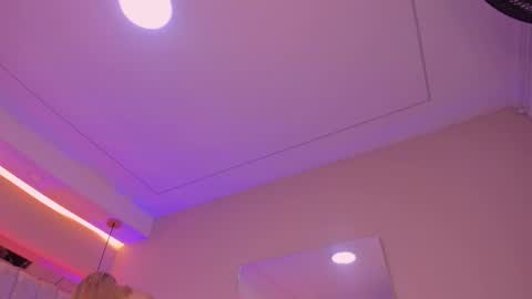 Violeta  online show from October 21, 2025, 10:49 am