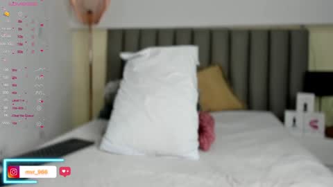 Snapshot of violeta_cs chatting on February 4, 2025, 8:28 pm online show from February 4, 2025, 8:28 pm