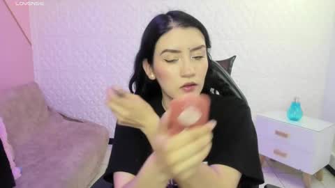     online show from September 20, 2025, 9:16 pm