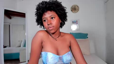 violeta_ruiz_ online show from January 8, 2025, 12:06 am
