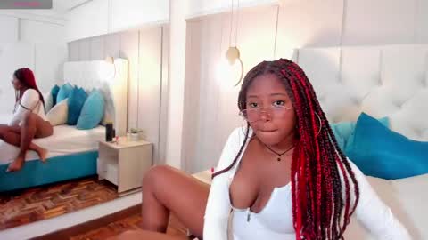 violeta_ruiz_ online show from February 26, 2025, 10:31 pm