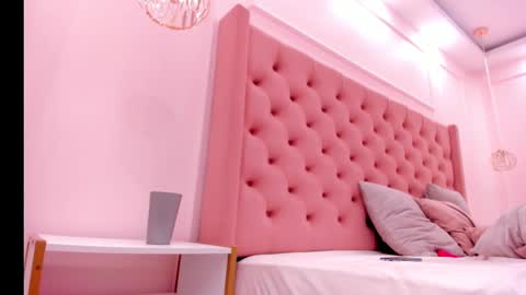 Snapshot of violeta_soracchi_ chatting on March 9, 2025, 4:44 pm violeta_soracchi_ online show from March 9, 2025, 4:44 pm