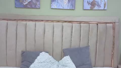 Snapshot of violeta_tepes chatting on June 21, 2026, 8:17 am violeta_tepes online show from June 21, 2026, 8:17 am