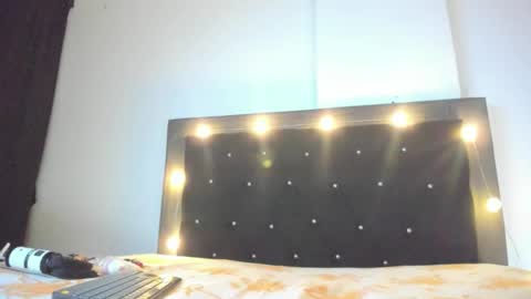 VioletaDums online show from February 21, 2026, 2:56 am