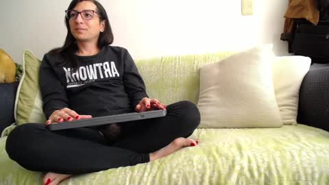 Snapshot of violetagomez_co chatting on February 14, 2025, 2:23 pm Violeta Gmez online show from February 14, 2025, 2:23 pm